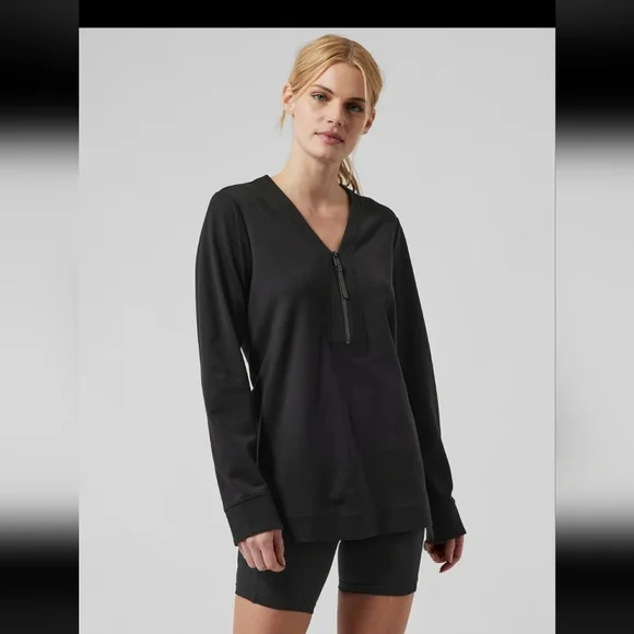 Athleta women Black Long Sleeve Top Size M - Picture 3 of 9